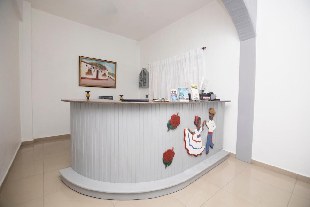 Caribbean Queen Hotel Santo Domingo Esterno foto