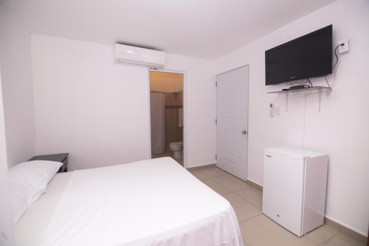 Caribbean Queen Hotel Santo Domingo Esterno foto