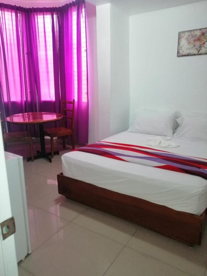 Caribbean Queen Hotel Santo Domingo Esterno foto