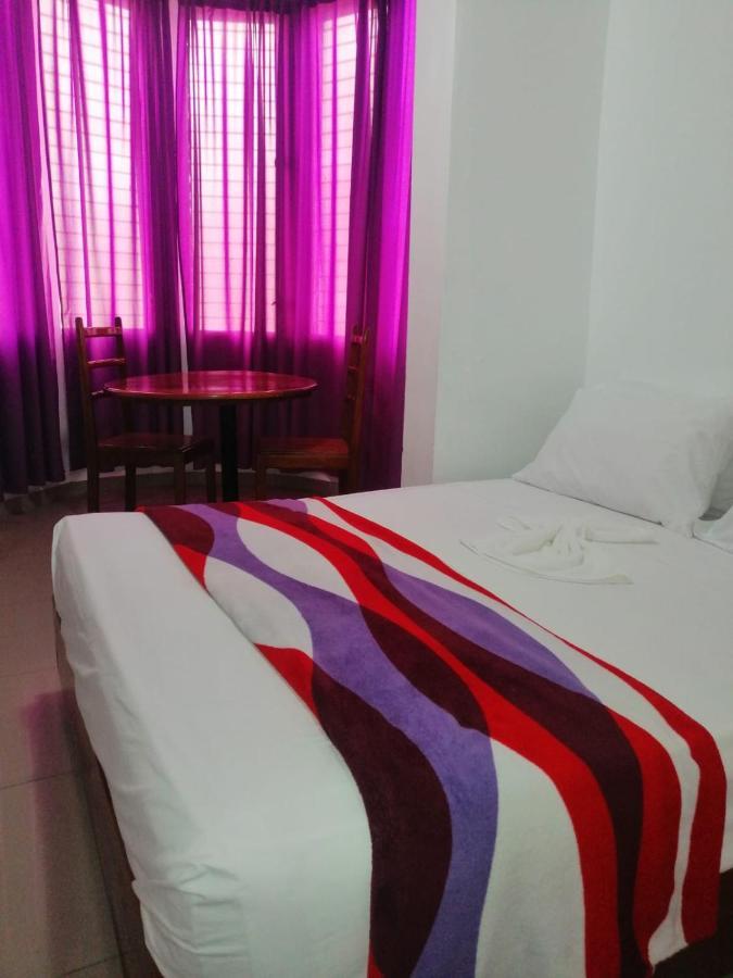 Caribbean Queen Hotel Santo Domingo Esterno foto