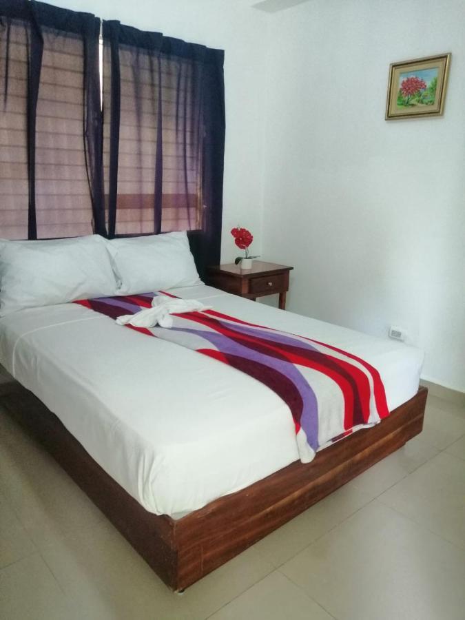 Caribbean Queen Hotel Santo Domingo Esterno foto